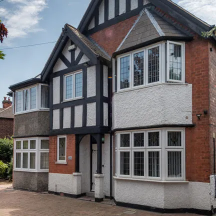 https://search3.openobjects.com/mediamanager/nottingham/fsd/images/850_4755-hdr.jpg