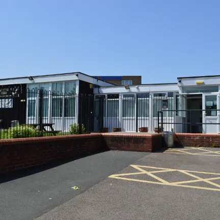 Image of front of Clifton community centre building