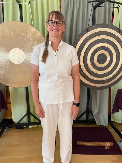 Gong and sound baths