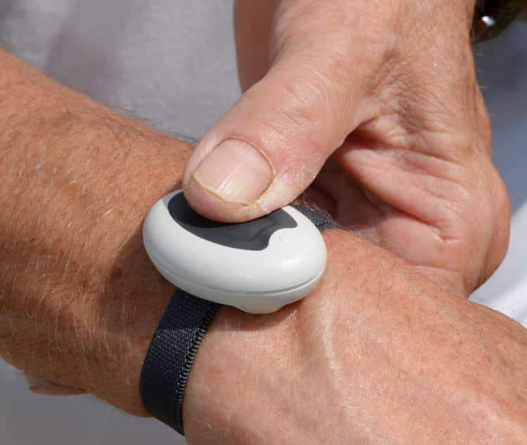 pressing-alarm-pendant.jpg