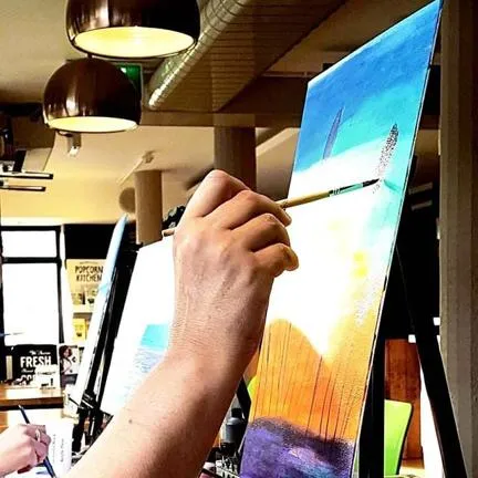 https://search3.openobjects.com/mediamanager/nottingham/fsd/images/social_art_painting_my_art_uplifts.jpg