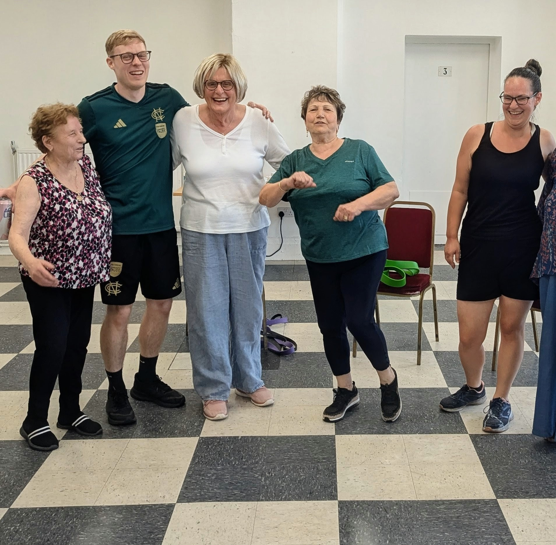 Members of The Queens Walk Community Centre Notts In Mind 